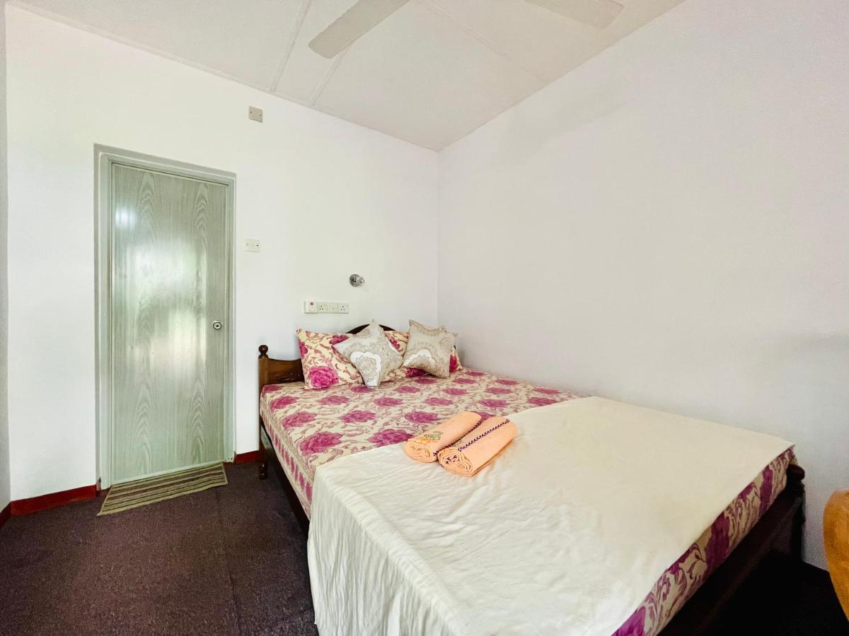היקדואה Nethusali Guest House מראה חיצוני תמונה